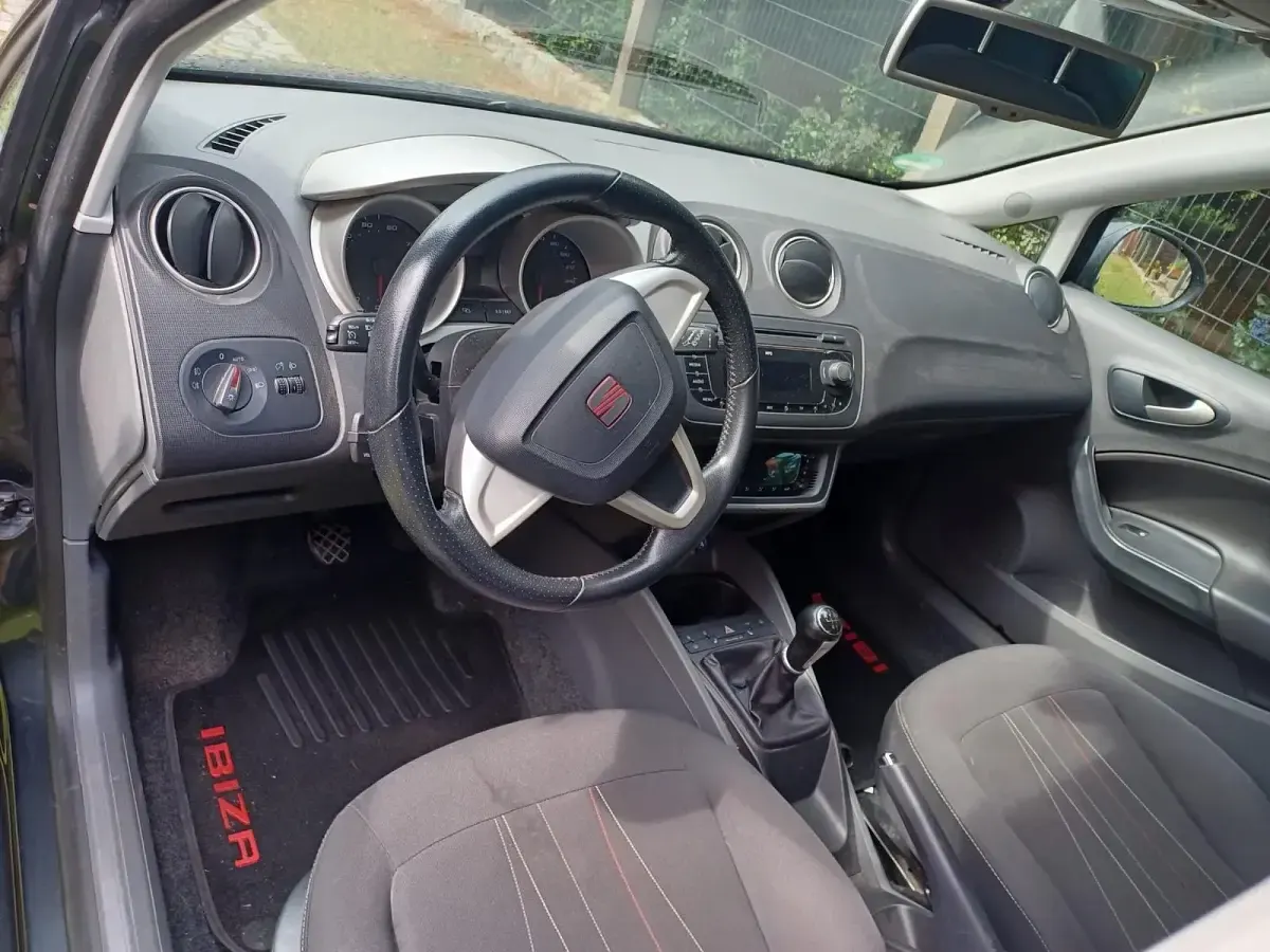 Gebraucht Seat Ibiza Copa 86 PS (63 kW) 2012 Grau Kleinwagen