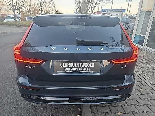 Gebraucht Volvo V60 145 PS (106 kW) 2025 Kombi