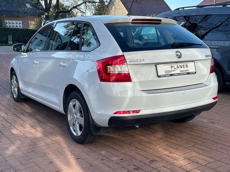 Gebraucht Skoda Rapid Ambition 86 PS (63 kW) 2014 Weiß Kleinwagen