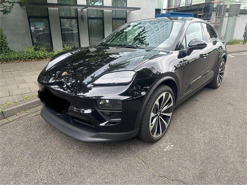 Schwarz Gebraucht 2025 Porsche Macan SUV | 82.900 € (Superpreis) - Bild 1/4