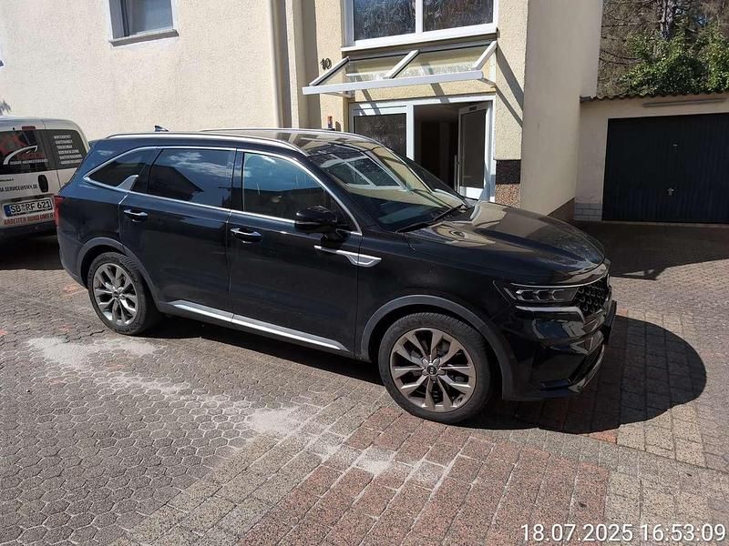 Schwarz Gebraucht 2021 Kia Sorento Platinum SUV | 41.000 € (Etwas zu teuer) - Bild 1/2