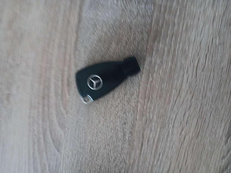 Gebraucht Mercedes B200 135 PS (99 kW) 2010 Grau Van / Kleinbus