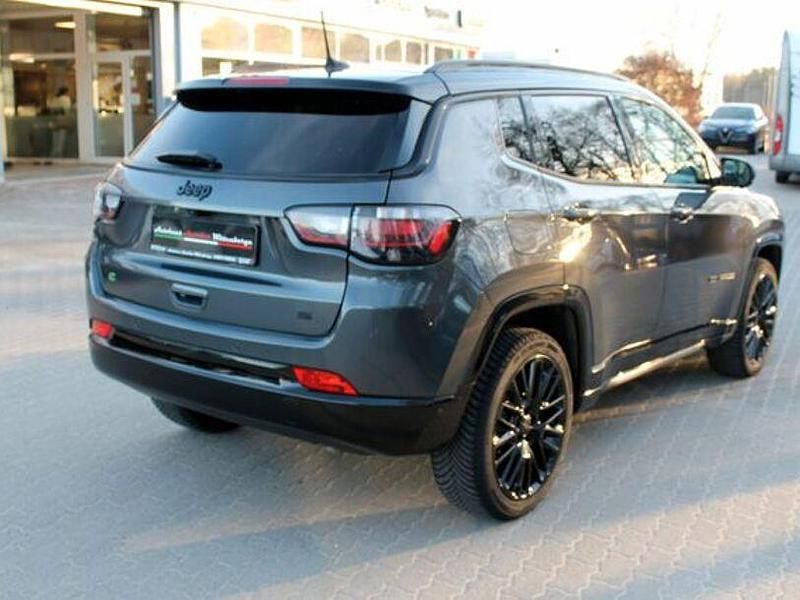 Gebraucht Jeep Compass 184 PS (135 kW) 2023 Grau SUV
