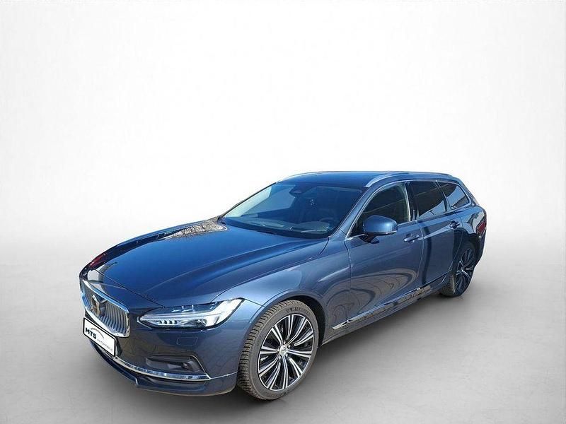 Second-hand Volvo V90 Ultimate 235 CP (172 kW) 2023 Albastru Break