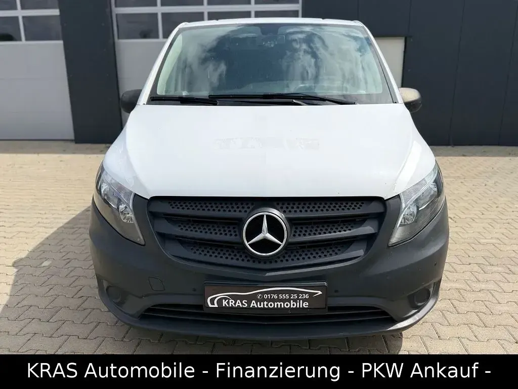 Gebraucht Mercedes Vito 114 PS (83 kW) 2017 Weiß Van