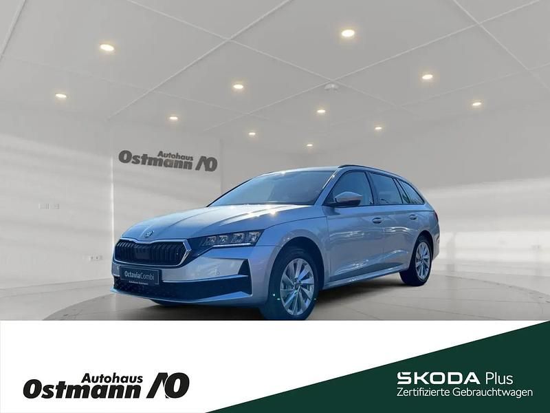 Neu Skoda Octavia Selection 150 PS (110 kW) 2025 Brilliantsilber metallic Kombi