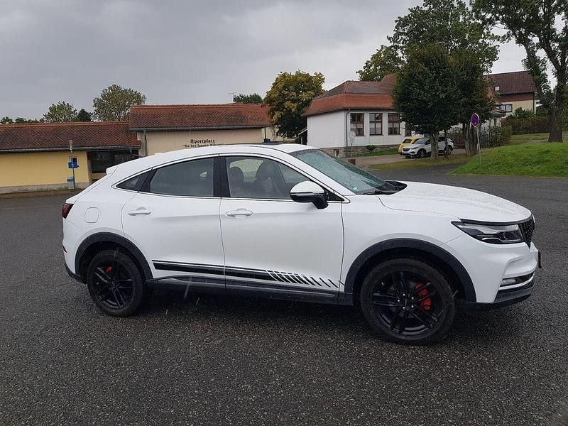 Weiß Gebraucht 2023 DFSK Fengon Limousine | 18.999 € (Fairer Preis) - Bild 1/4