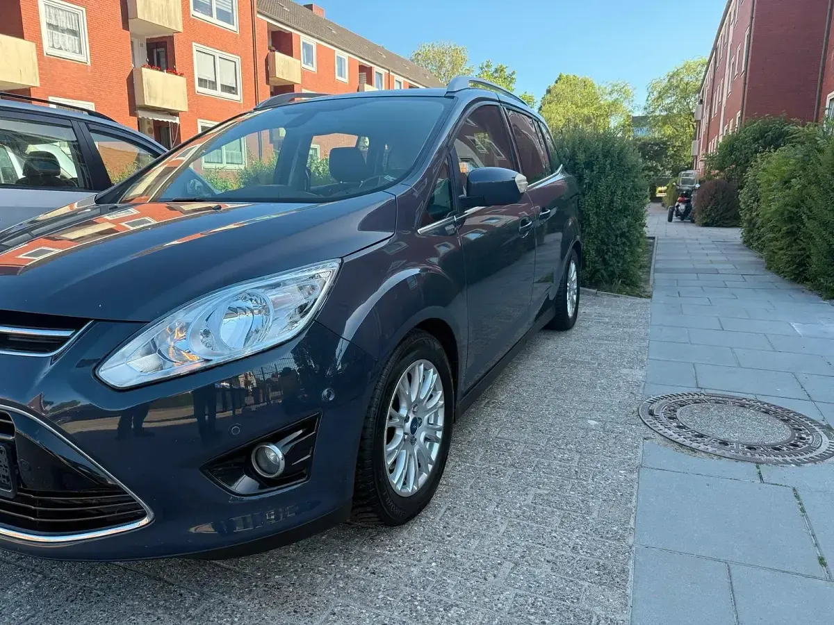 Gebraucht Ford Grand C-Max 116 PS (85 kW) 2011 Van / Kleinbus