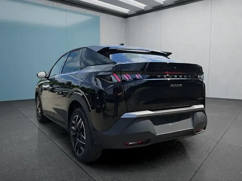 Neu Peugeot 3008 Allure 145 PS (106 kW) 2026 Schwarz SUV
