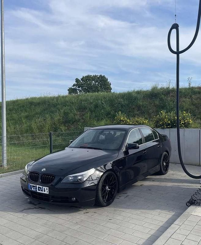 Gebraucht BMW 525 192 PS (141 kW) 2004 Limousine