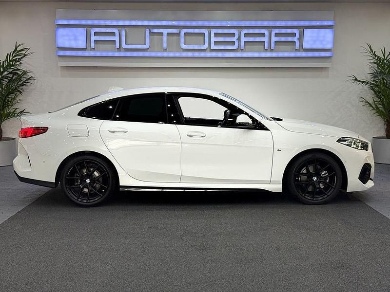 Gebraucht BMW 218 M Sport 136 PS (100 kW) 2024 Alpinweiss iii Coupé