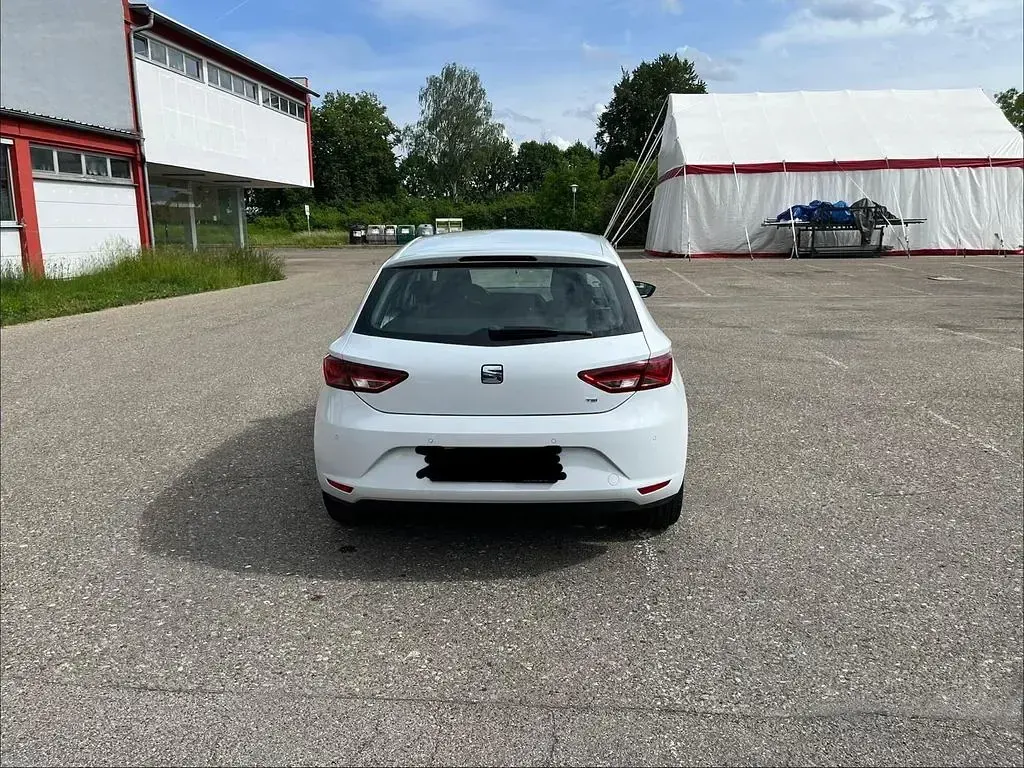 Gebraucht Seat Leon I-Tech 110 PS (80 kW) 2013 Weiß Limousine