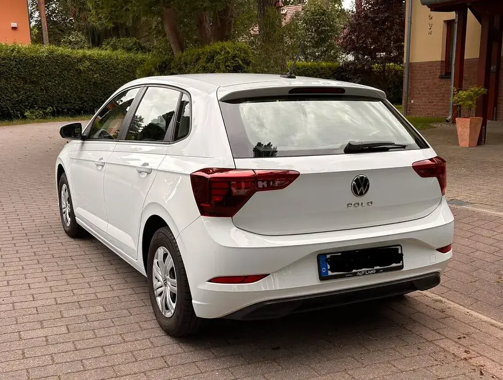 Gebraucht VW Polo 80 PS (58 kW) 2022 Weiß Kleinwagen