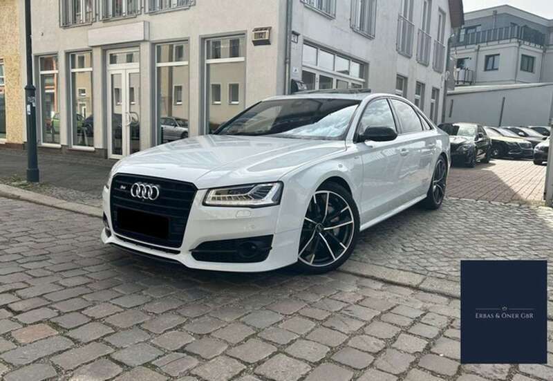 Weiß Gebraucht 2016 Audi S8 plus Limousine | 39.900 € (Fairer Preis) - Bild 1/4