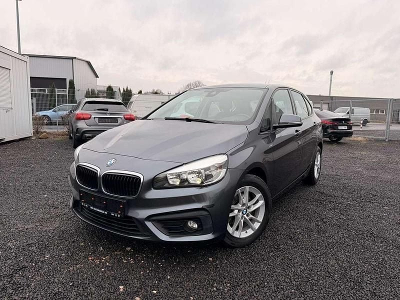 Gebraucht BMW 218 136 PS (100 kW) 2016 Mineralgrau metallic Van / Kleinbus