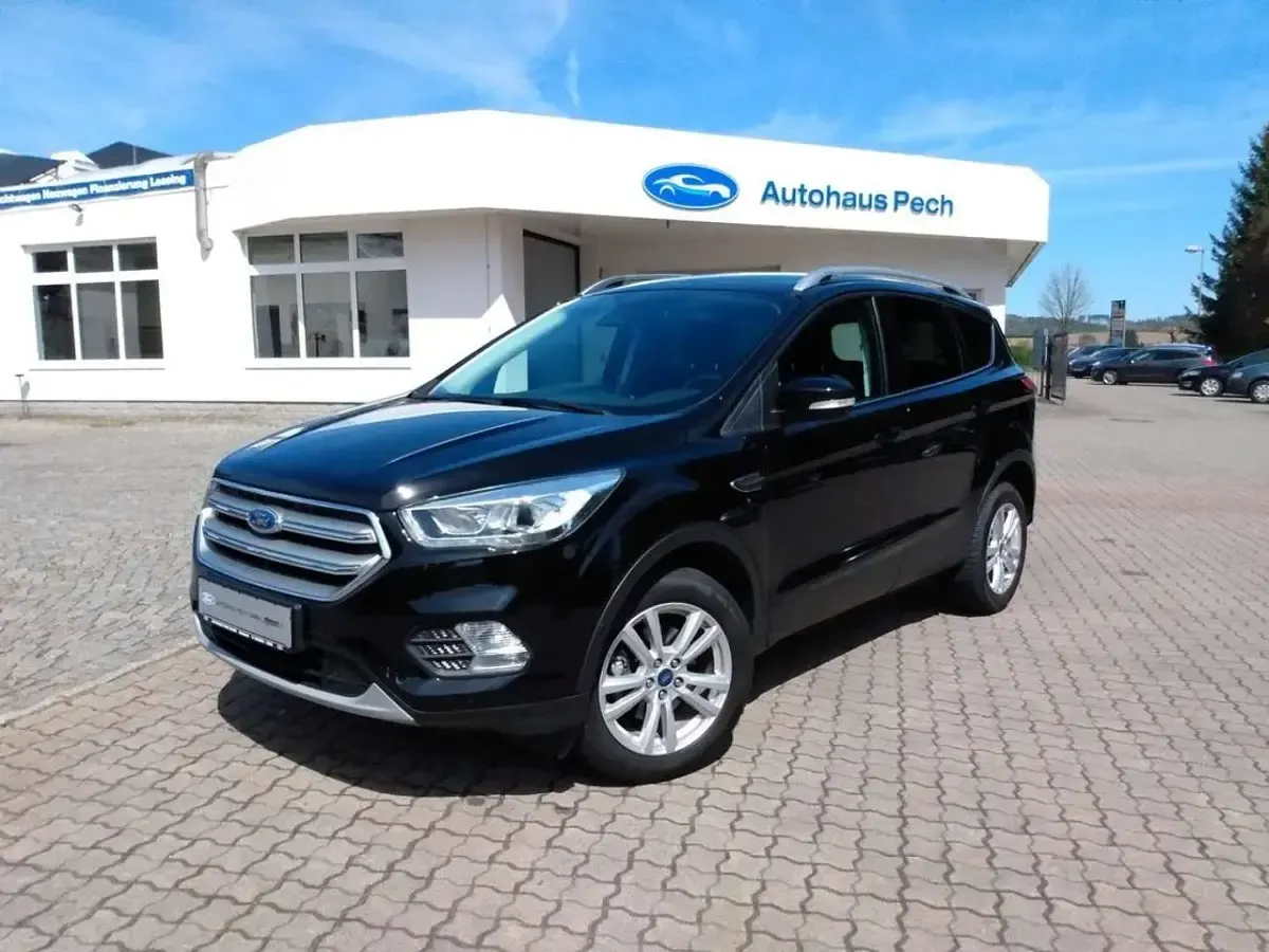 Gebraucht Ford Kuga Cool & Connect 150 PS (110 kW) 2019 Iridiumschwarzmica SUV