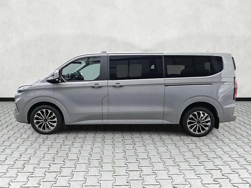 Neu Ford Tourneo Titanium X 170 PS (125 kW) 2025 Magneticgrau metallic Van / Kleinbus