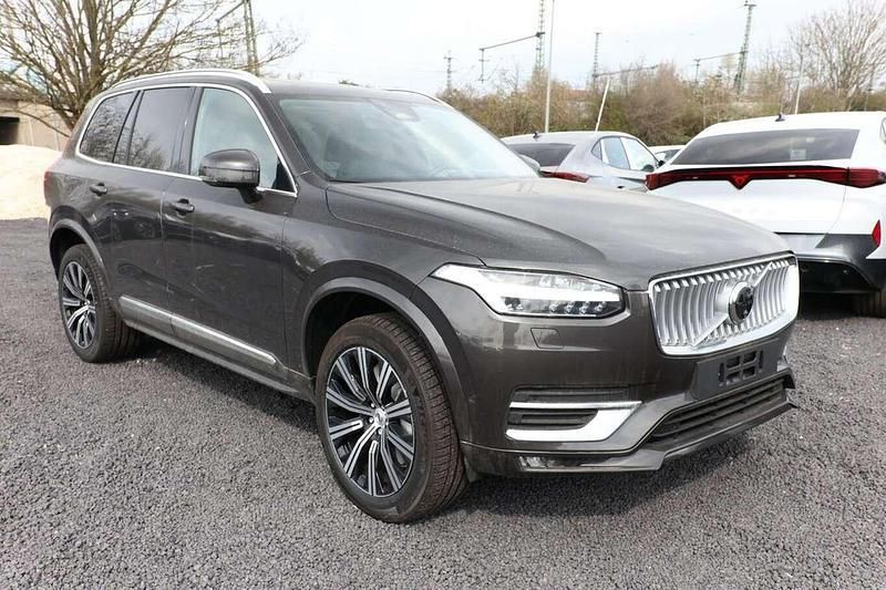 Platinum grey metallic Neu 2025 Volvo XC90 Ultra SUV | 67.098 € (Superpreis) - Bild 1/4