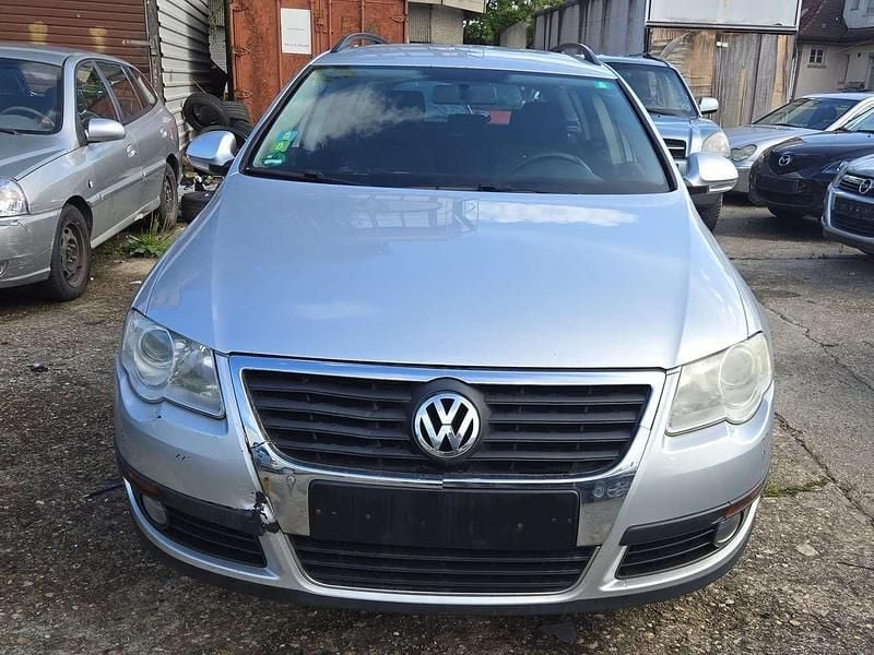 Gebraucht VW Passat Trendline 140 PS (102 kW) 2008 Reflex silver metallic Kombi