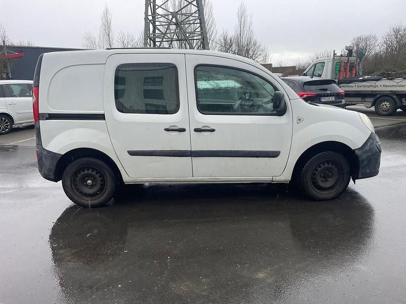 Gebraucht Renault Kangoo 68 PS (50 kW) 2011 Weiß Van / Kleinbus