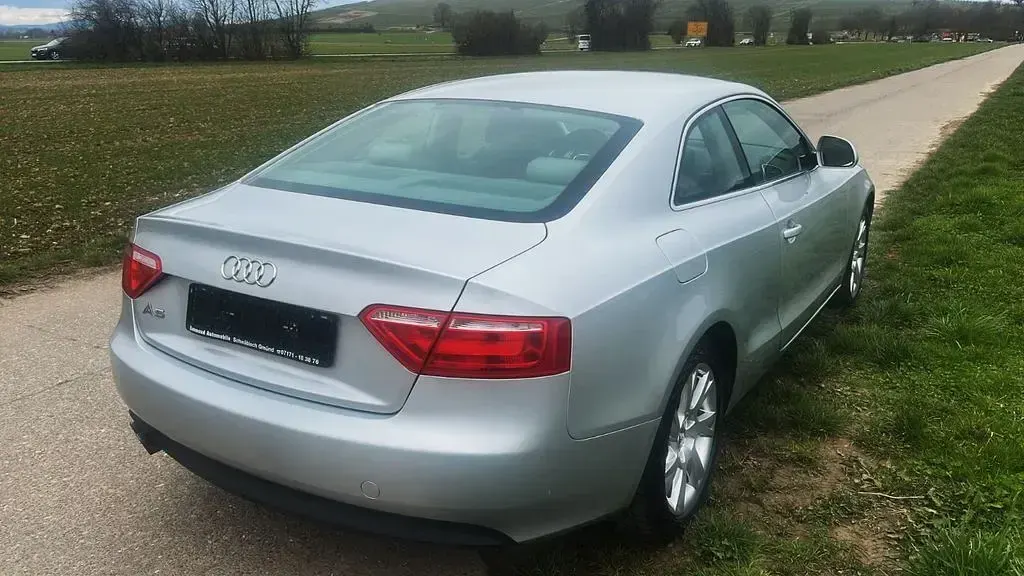 Gebraucht Audi A5 Sport 179 PS (131 kW) 2009 Silber Coupé
