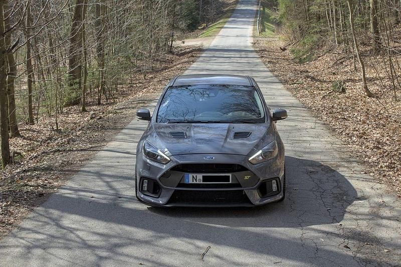 Second-hand Ford Focus ST 250 CP (183 kW) 2016 Gri Berlinǎ