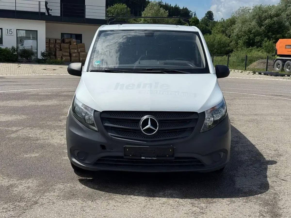 Gebraucht Mercedes Vito 88 PS (64 kW) 2017 Weiß Van