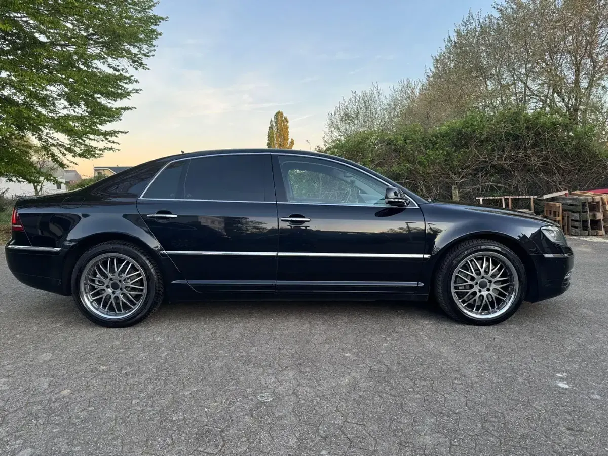 Gebraucht VW Phaeton 239 PS (175 kW) 2012 Schwarz Limousine