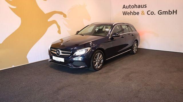 Blau Gebraucht 2016 Mercedes C250 Kombi | 19.900 € (Fairer Preis) - Bild 1/4