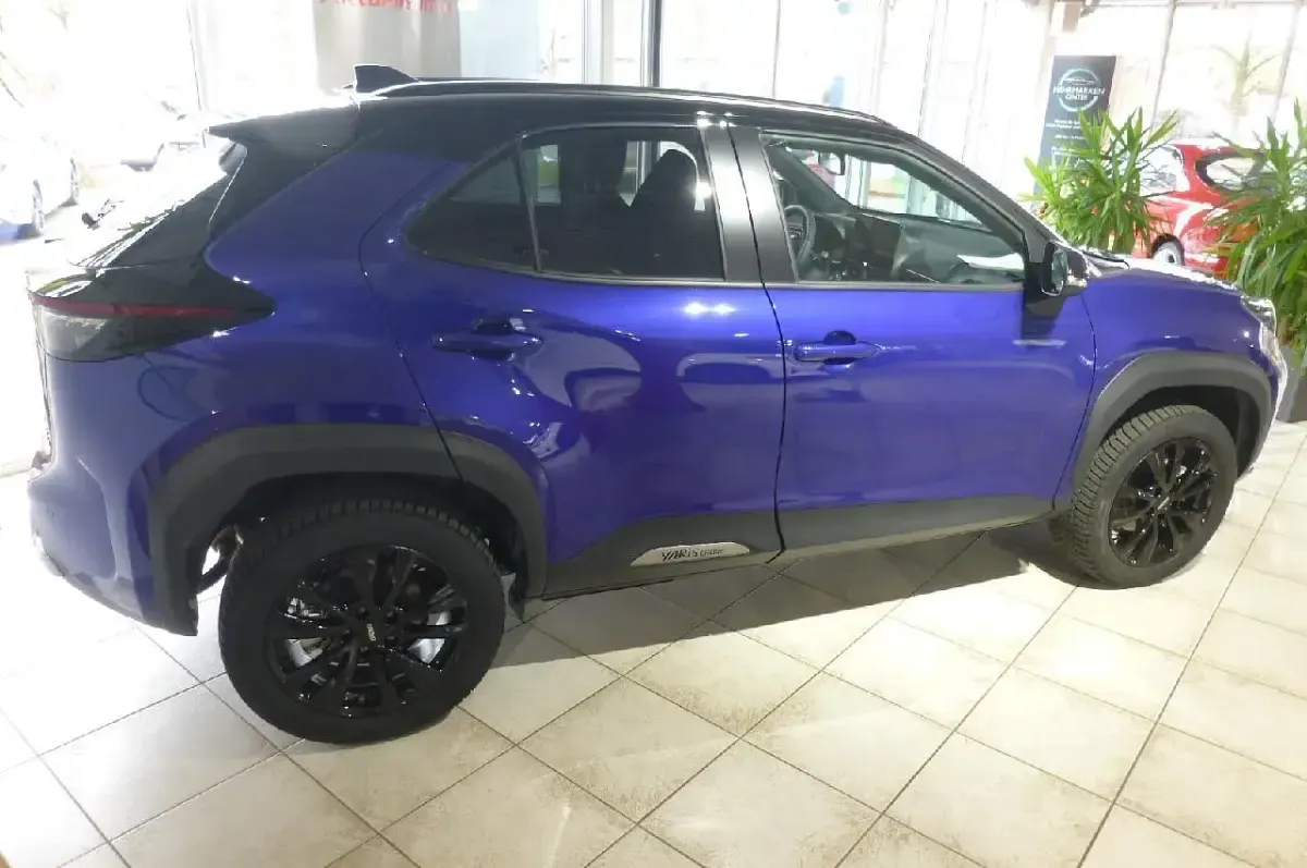 Gebraucht Toyota Yaris Cross Executive 131 PS (96 kW) 2025 Auf anfrage SUV
