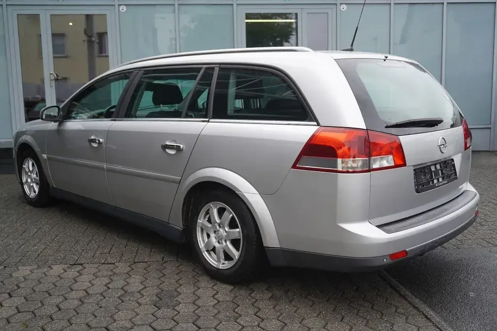 Gebraucht Opel Vectra Cosmo 155 PS (114 kW) 2006 Silber Limousine