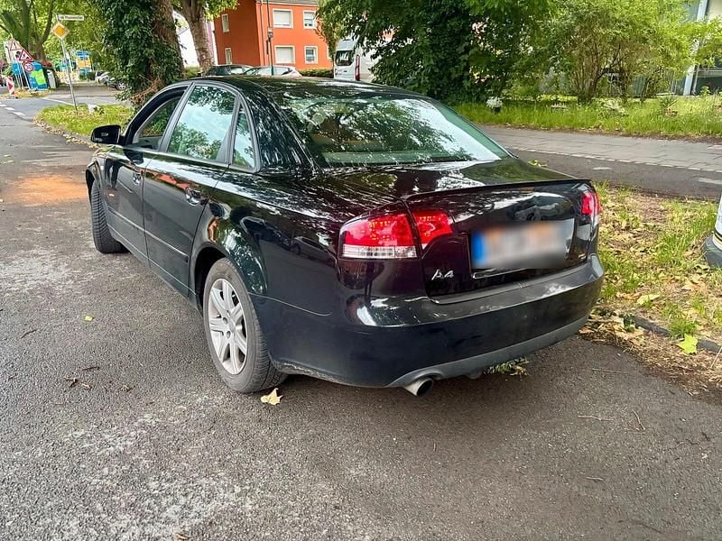 Gebraucht Audi A4 Ambiente 102 PS (75 kW) 2006 Schwarz Limousine