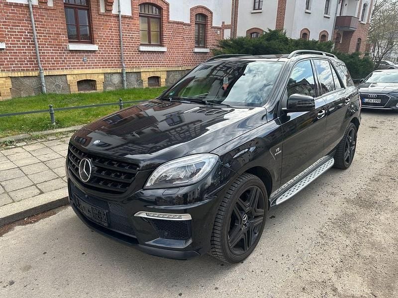 Gebraucht Mercedes ML63 AMG AMG 525 PS (386 kW) 2014 Schwarz SUV