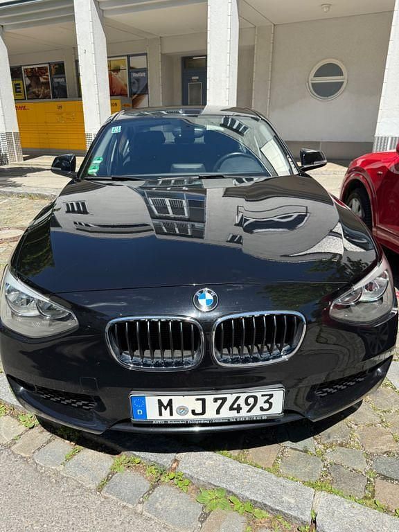 Schwarz Gebraucht 2013 BMW 116 Kleinwagen | 5.499 € (Superpreis) - Bild 1/4
