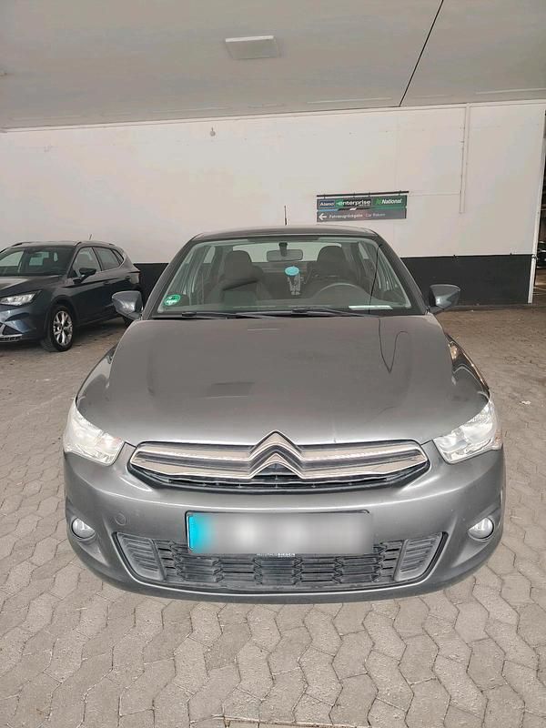 Grau Gebraucht 2014 Citroën C-Elysee I Limousine | 3.400 € - Bild 1/4