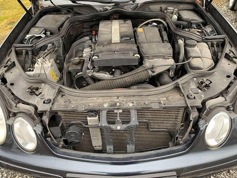 Brugt Mercedes E200 Classic 163 HK (119 kW) 2004 Blå Stationcar