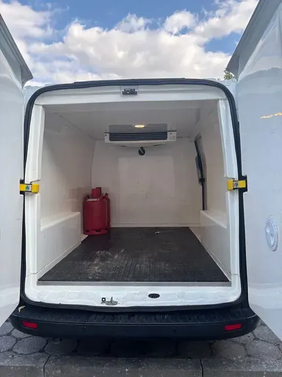 Gebraucht Ford Transit Custom 105 PS (77 kW) 2018 Silber Van