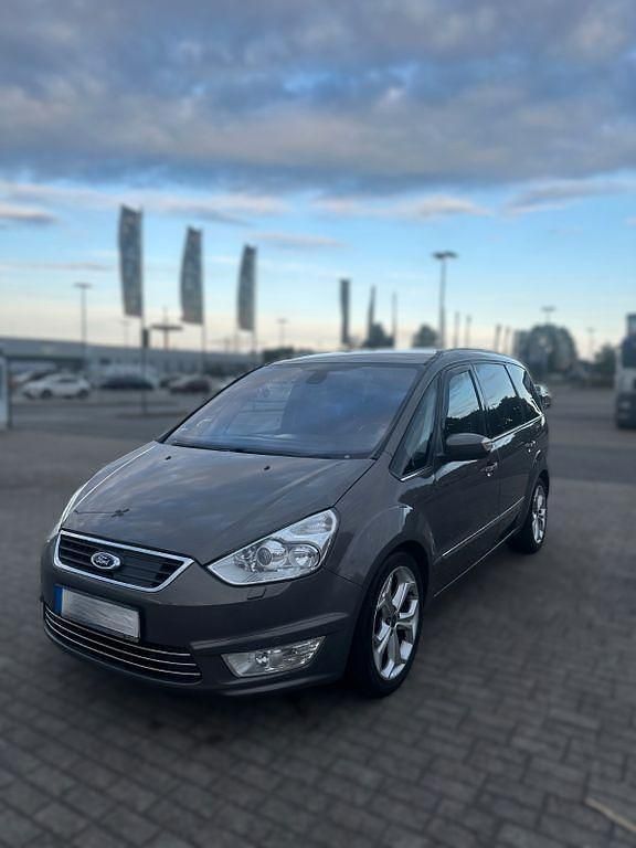 Gebraucht 2013 Ford Galaxy Titanium Van / Kleinbus | 13.000 € - Bild 1/4