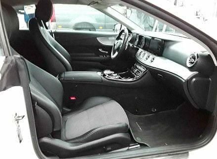 Gebraucht Mercedes E200 184 PS (135 kW) 2018 Weiß Cabrio