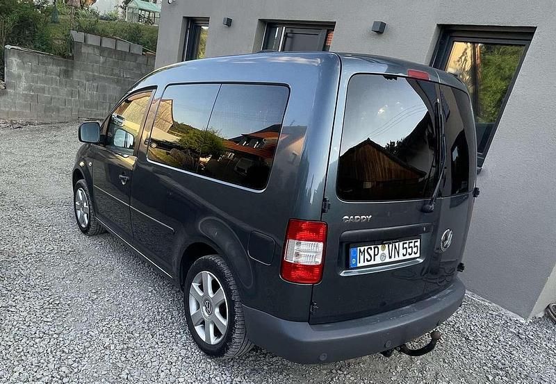 Grau Gebraucht 2008 VW Caddy Van / Kleinbus | 8.500 € (Etwas zu teuer) - Bild 1/4