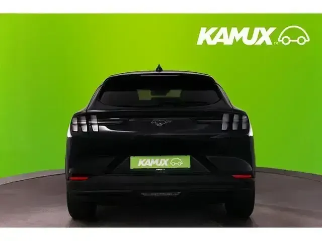 Gebraucht Ford Mustang Mach-E 197 kW (269 PS) 2021 Shadow black SUV