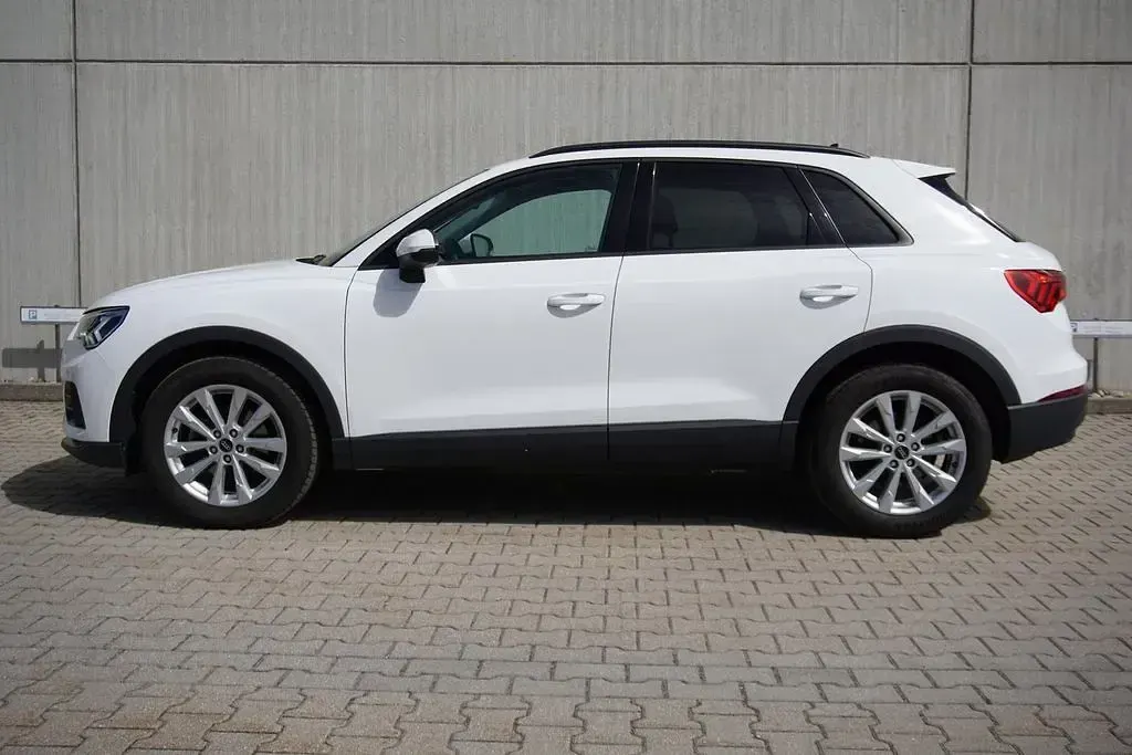 Gebraucht Audi Q3 Sport 150 PS (110 kW) 2022 Ibisweiß SUV