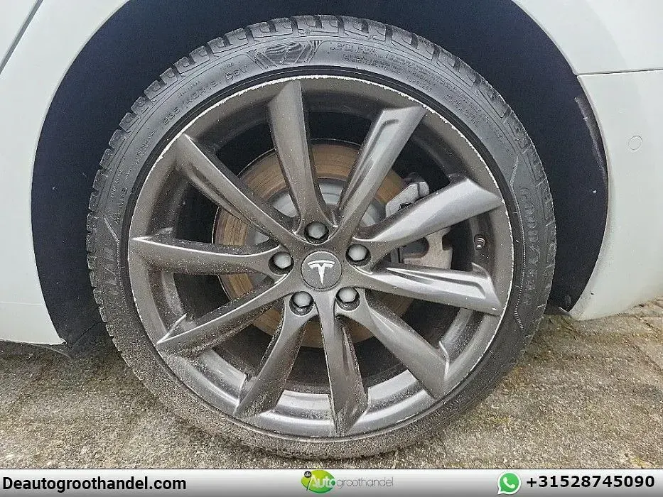 Gebraucht Tesla Model 3 Standard Range 175 kW (238 PS) 2020 Weiß Limousine