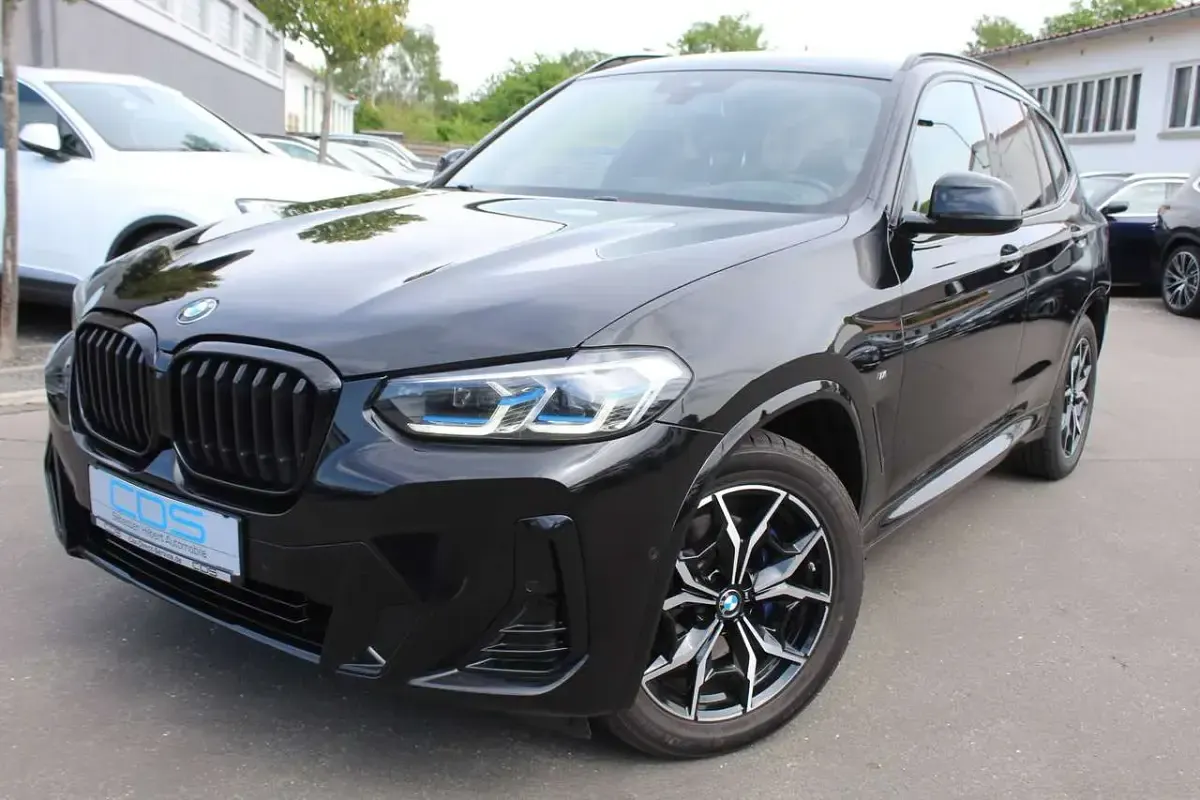Gebraucht BMW X3 M Sport 286 PS (210 kW) 2022 Black sapphire metallic SUV