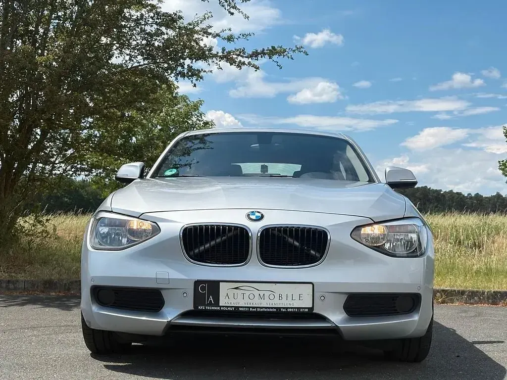 Gebraucht BMW 116 116 PS (85 kW) 2011 Silber Kleinwagen