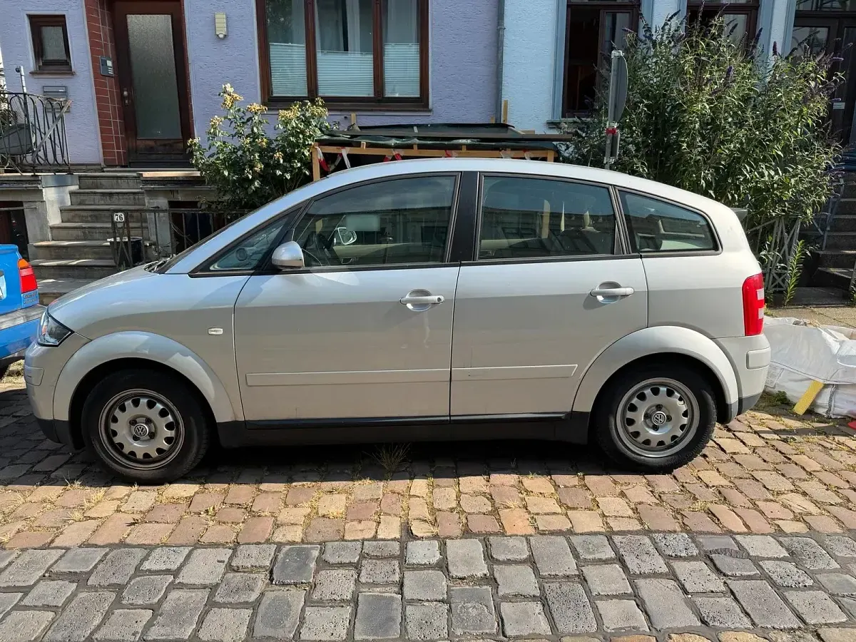 Gebraucht Audi A2 61 PS (44 kW) 2001 Silber Kleinwagen