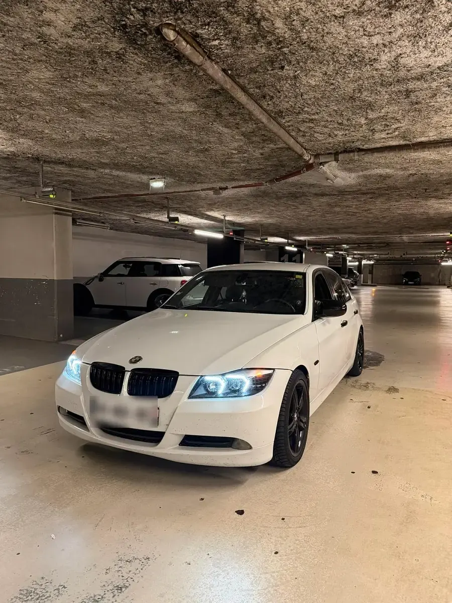 Gebraucht BMW 320 163 PS (119 kW) 2006 Weiß Limousine