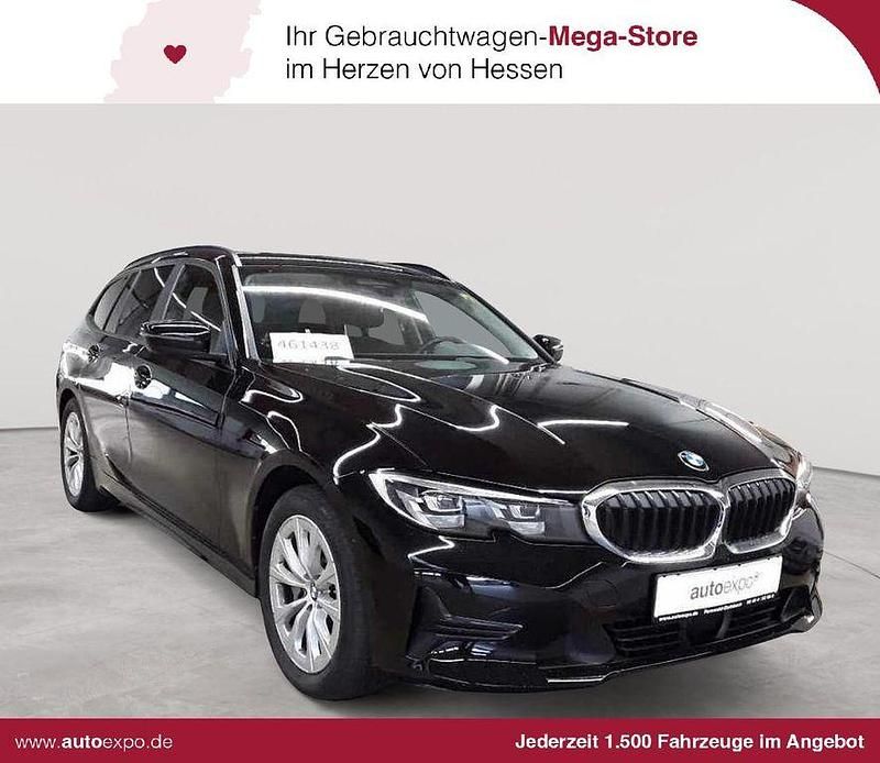 Schwarz uni Gebraucht 2020 BMW 330e Advantage Kombi | 25.290 € (Fairer Preis) - Bild 1/4