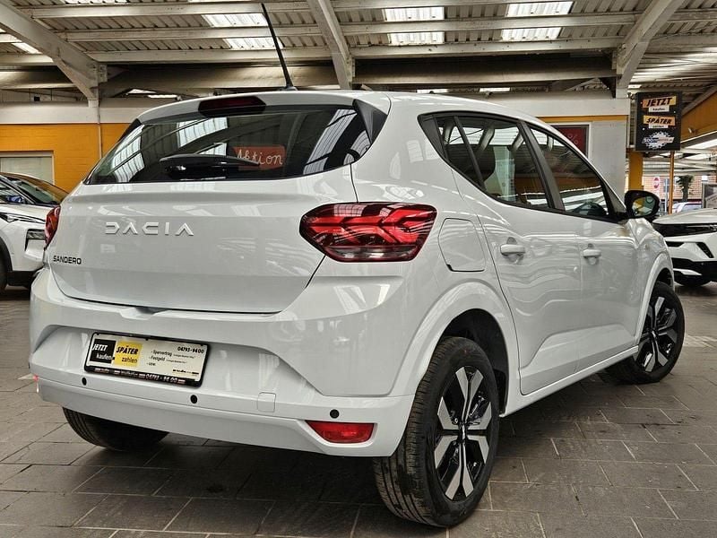 Gebraucht Dacia Sandero Expression 91 PS (66 kW) 2025 Grau Kleinwagen