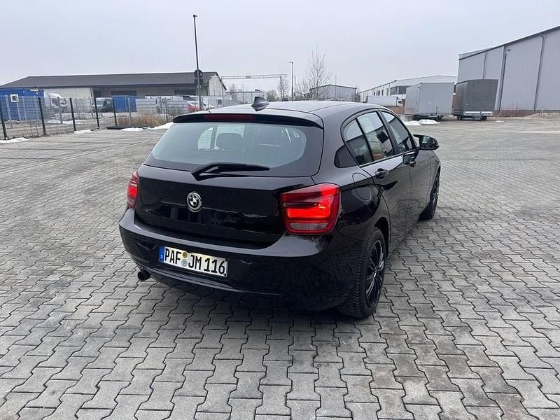 Gebraucht BMW 116 136 PS (100 kW) 2013 Schwarz Kleinwagen